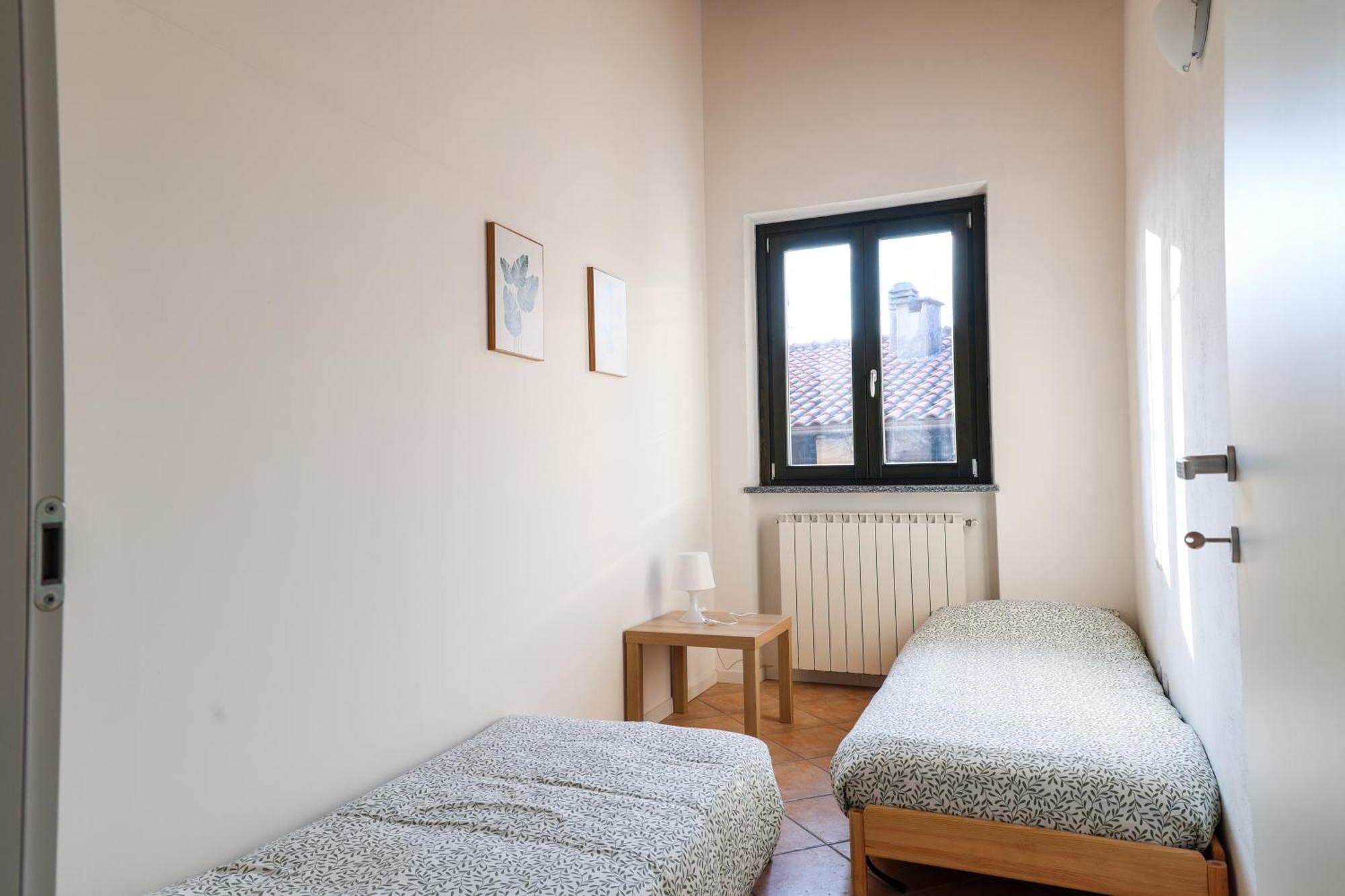 Appartamento La Casa Di Rosy Oleggio Esterno foto